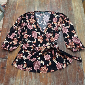Lauren Ralph Lauren Floral Wrap Side Tie Blouse M Black Pink Lightweight Soft